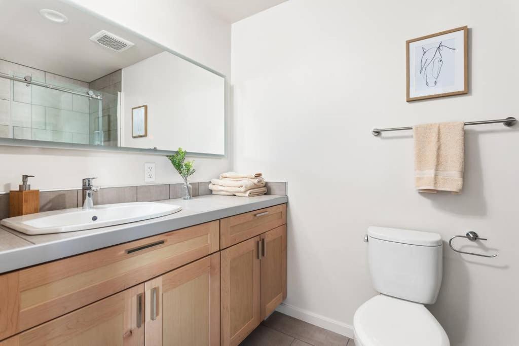 Upscale 3Br Penthouse By Cozysuites Indianapolis Eksteriør bilde