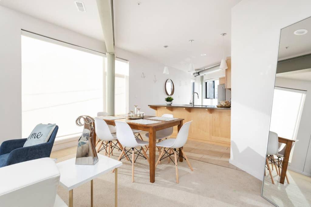 Upscale 3Br Penthouse By Cozysuites Indianapolis Eksteriør bilde